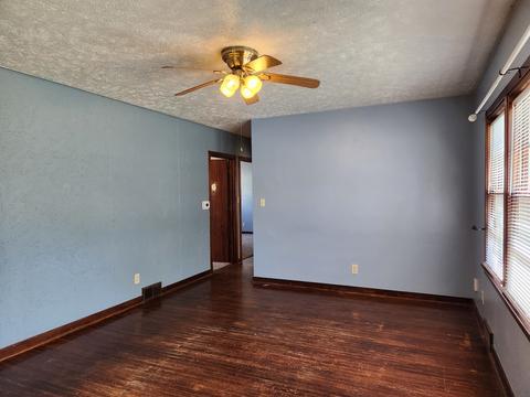500 S Linden St, Normal, IL 61761 photo 5