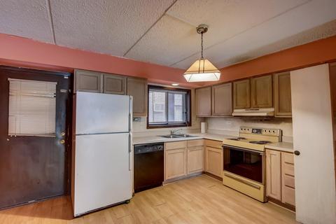 941 N Rohlwing Rd #101D, Addison, IL 60101 photo 9