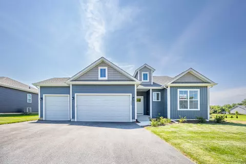 1009 Persimmon Dr, Genoa, IL 60135
