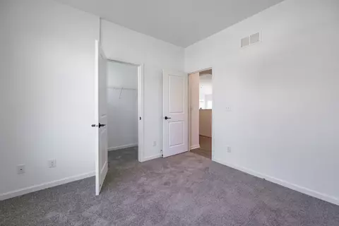 1009 Persimmon Dr, Genoa, IL 60135 photo 25