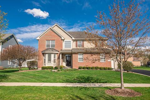1439 Blume Dr, Elgin, IL 60124 photo 1