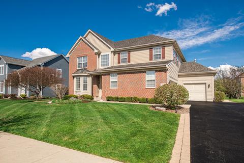 1439 Blume Dr, Elgin, IL 60124 photo 4