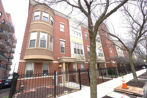 1326 N Burling St, Chicago, IL 60610