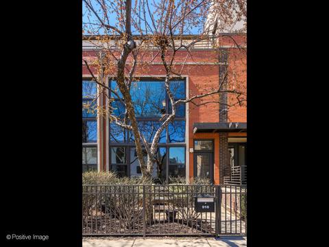 916 N Larrabee St, Chicago, IL 60610