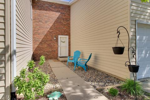 1548 Hunt Dr #D, Normal, IL 61761 photo 4