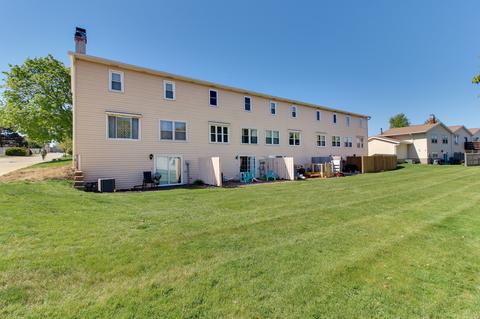 1548 Hunt Dr #D, Normal, IL 61761 photo 3