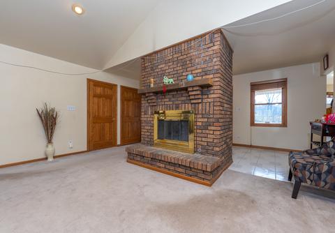 21198 Lisa Ln, Steger, IL 60475 photo 9