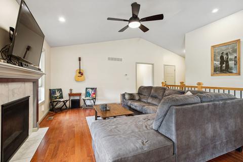 403 Rocket Rd, Tolono, IL 61880 photo 9