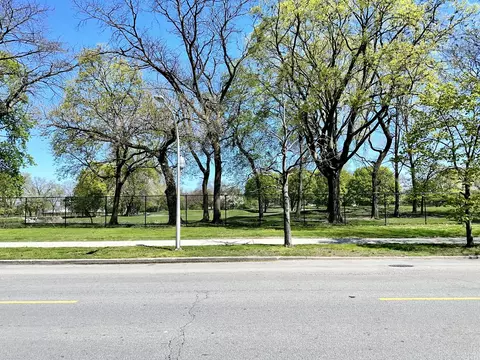 2207 E 67th St #2, Chicago, IL 60649 photo 13