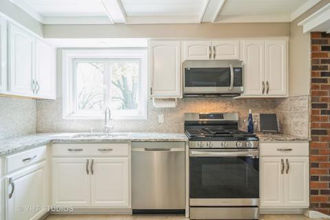 1832 Vermont St, Rolling Meadows, IL 60008 photo 9