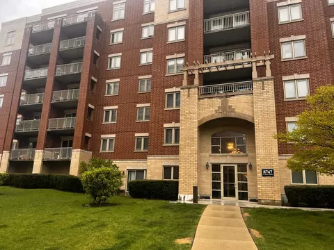 8747 W Bryn Mawr Ave #707, Chicago, IL 60631
