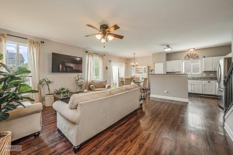 14409 Independence Dr, Plainfield, IL 60544 photo 9