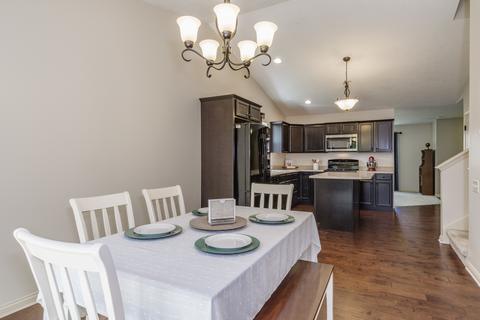 2077 Dawson Dr, Normal, IL 61761 photo 9