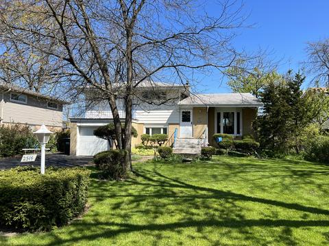 2514 Allison Ct, Glenview, IL 60025