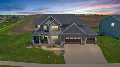1020 Declaration Dr, Savoy, IL 61874 photo 2