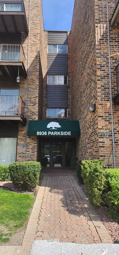 8936 N Parkside Ave #314, Des Plaines, IL 60016