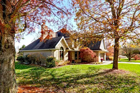20379 Cedar Ave, Downs, IL 61736 photo 5