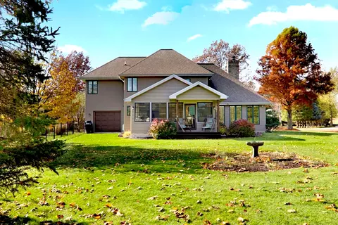 20379 Cedar Ave, Downs, IL 61736 photo 10