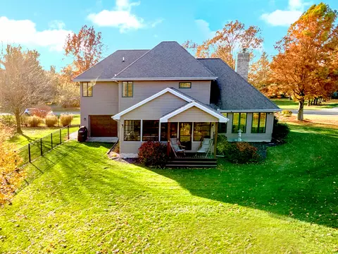 20379 Cedar Ave, Downs, IL 61736 photo 9