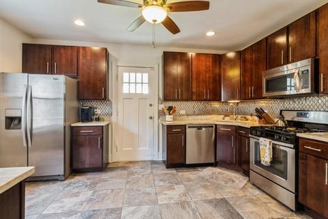 864 Mason Ln, Des Plaines, IL 60016 photo 8