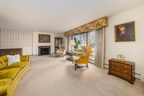 829 S 2nd Ave, Des Plaines, IL 60016 photo 10