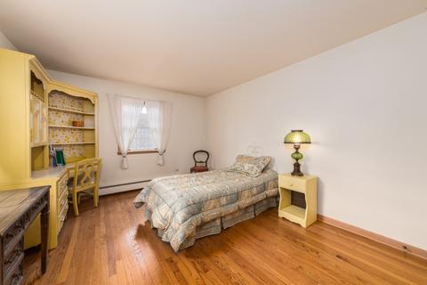 829 S 2nd Ave, Des Plaines, IL 60016 photo 16