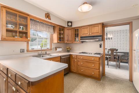 829 S 2nd Ave, Des Plaines, IL 60016 photo 4