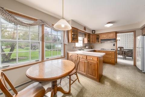 829 S 2nd Ave, Des Plaines, IL 60016 photo 3