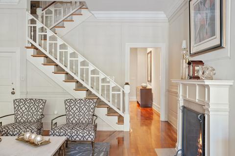 53 Elm St, Chicago, IL 60611 photo 5