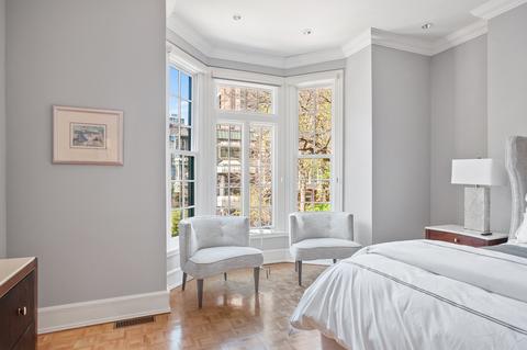53 Elm St, Chicago, IL 60611 photo 13
