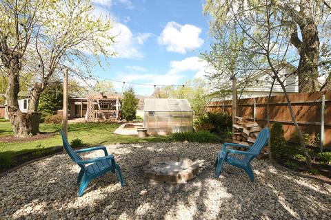 615 Ash Rd, Hoffman Estates, IL 60169 photo 21