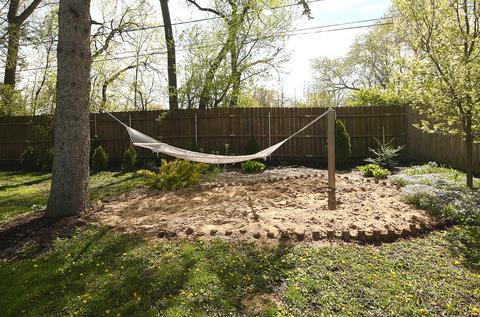 615 Ash Rd, Hoffman Estates, IL 60169 photo 24