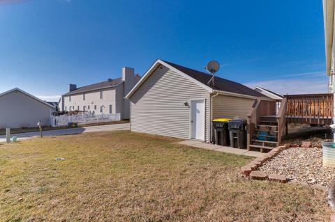 1117 E Shelbourne Dr, Normal, IL 61761 photo 31