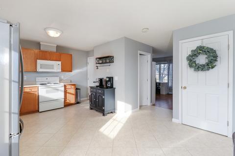 1117 E Shelbourne Dr, Normal, IL 61761 photo 8