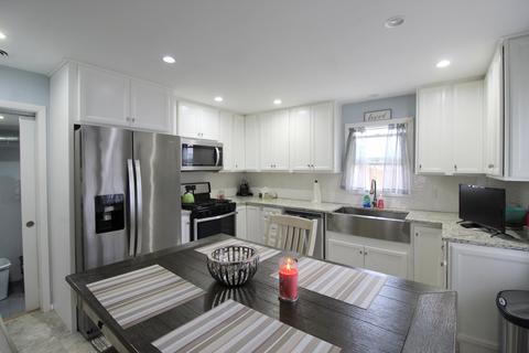 396 S Fraser Ave, Kankakee, IL 60901 photo 9