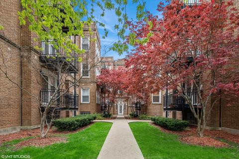 1443 W Victoria St #1F, Chicago, IL 60660