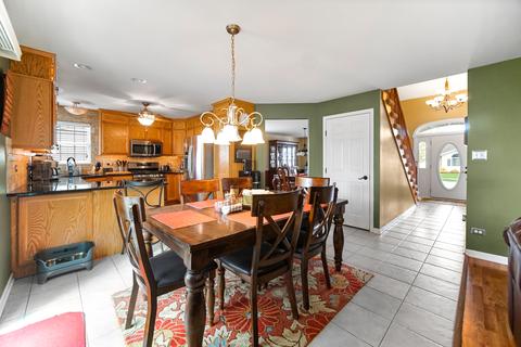 1646 Fox Hound Trl, Beecher, IL 60401 photo 12