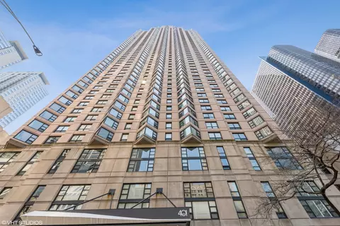 401 E Ontario St #603, Chicago, IL 60611