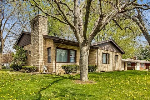 3008 Northside Ave, Mchenry, IL 60051