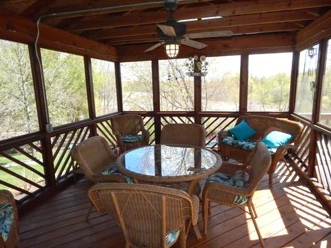 2800 Colonial Dr, Elgin, IL 60124 photo 32