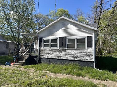 108 E 2nd St, Depue, IL 61322 photo 2