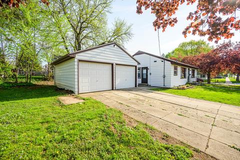 1150 Van St, Elgin, IL 60123 photo 2