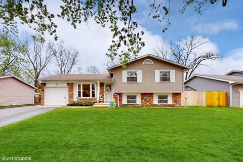 149 Plainview Dr, Bolingbrook, IL 60440 photo 1