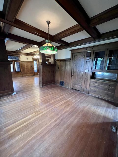 206 Center St, Hume, IL 61932