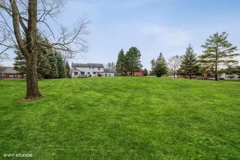 1810 Hilltop Rd, Elgin, IL 60120 photo 10