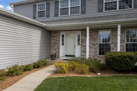 549 Ladysmith Rd, Bartlett, IL 60103 photo 4