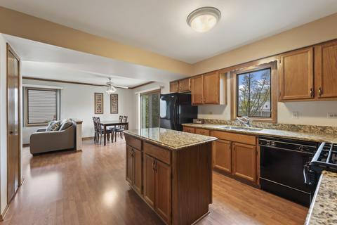 549 Ladysmith Rd, Bartlett, IL 60103 photo 10