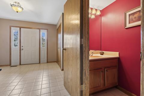 549 Ladysmith Rd, Bartlett, IL 60103 photo 22