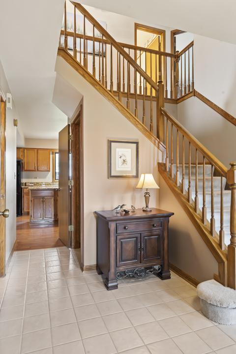549 Ladysmith Rd, Bartlett, IL 60103 photo 5