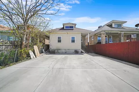 5716 S Artesian Ave, Chicago, IL 60629 photo 21